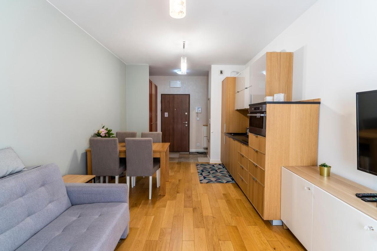 First -- Green Zoliborz Apartment 1 Варшава Экстерьер фото